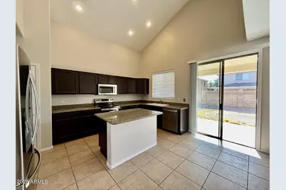 3361 E Pinot Noir Avenue, Gilbert, AZ 85298 - Photo 9