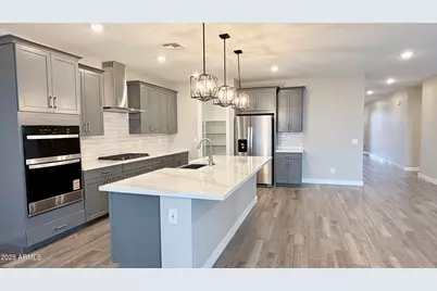 15901 W El Cortez Place, Surprise, AZ 85387 - Photo 5