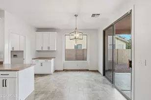 1523 E Viola Dr, Casa Grande, AZ 85122 - Photo 9