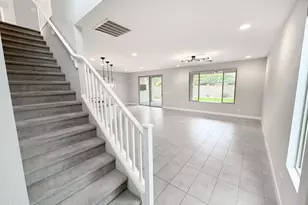 22038 N 28th Pl, Phoenix, AZ 85050 - Photo 9