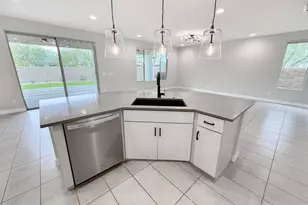 22038 N 28th Pl, Phoenix, AZ 85050 - Photo 13