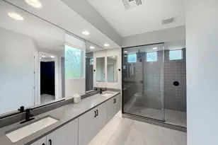 22038 N 28th Pl, Phoenix, AZ 85050 - Photo 21