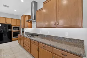 18062 W Tanglewood Dr, Goodyear, AZ 85338 - Photo 7