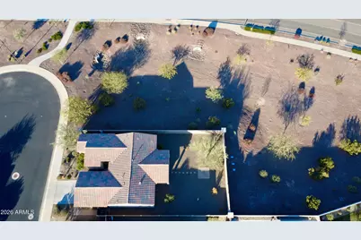 18062 W Tanglewood Drive, Goodyear, AZ 85338 - Photo 5