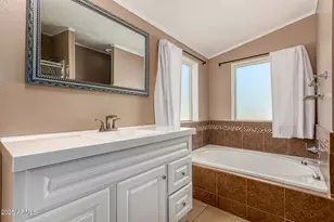 21137 W Dove Valley Rd, Wittmann, AZ 85361 - Photo 25