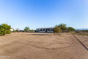 21137 W Dove Valley Rd, Wittmann, AZ 85361 - Photo 35