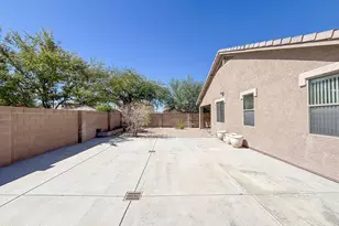 8647 W Brown St, Peoria, AZ 85345 - Photo 27