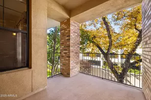 2989 N 44th St, Phoenix, AZ 85018 - Photo 13