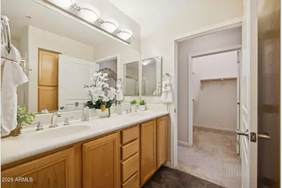 2989 N 44th Street #2023, Phoenix, AZ 85018 - Photo 15