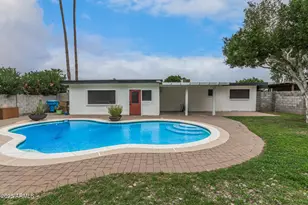 3029 W Shaw Butte Dr, Phoenix, AZ 85029 - Photo 3