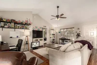 1002 E Oraibi Drive, Phoenix, AZ 85024 - Photo 11