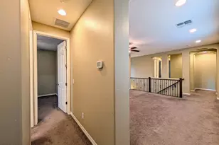 923 S Osborn Ln, Gilbert, AZ 85296 - Photo 39