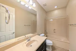 923 S Osborn Ln, Gilbert, AZ 85296 - Photo 59