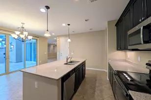 923 S Osborn Ln, Gilbert, AZ 85296 - Photo 23