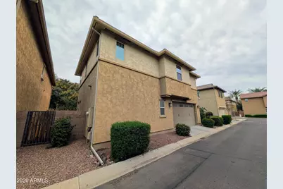 923 S Osborn Lane, Gilbert, AZ 85296 - Photo 73