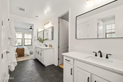 1350 W Macaw Drive, Queen Creek, AZ 85140 - Photo 47