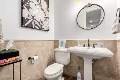 1711 W Prescott Drive, Chandler, AZ 85248 - Photo 17