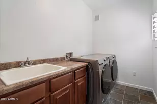 3935 E Rough Rider Rd, Phoenix, AZ 85050 - Photo 19