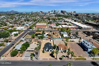 329 N 17th Drive, Phoenix, AZ 85007 - Photo 9