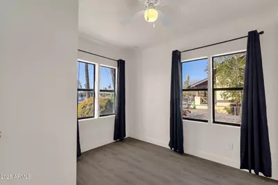 329 N 17th Drive, Phoenix, AZ 85007 - Photo 35