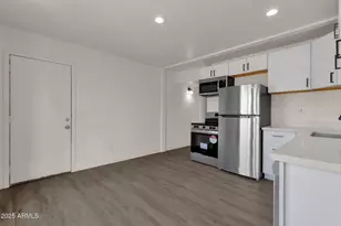 329 N 17th Dr, Phoenix, AZ 85007 - Photo 47