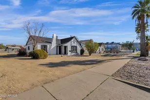 329 N 17th Dr, Phoenix, AZ 85007 - Photo 23