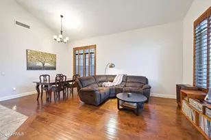 4909 E Hamblin Dr, Phoenix, AZ 85054 - Photo 7