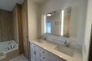 10960 N 67th Ave, Glendale, AZ 85304 - Photo 25