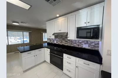 10960 N 67th Avenue #202, Glendale, AZ 85304 - Photo 15