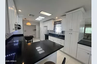 10960 N 67th Avenue #202, Glendale, AZ 85304 - Photo 3