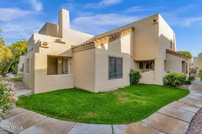 3441 N 31st Street #Unit 109, Phoenix, AZ 85016 - Photo 1
