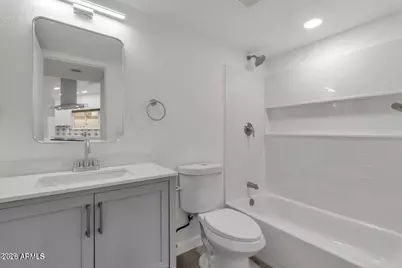 3441 N 31st Street #Unit 109, Phoenix, AZ 85016 - Photo 17