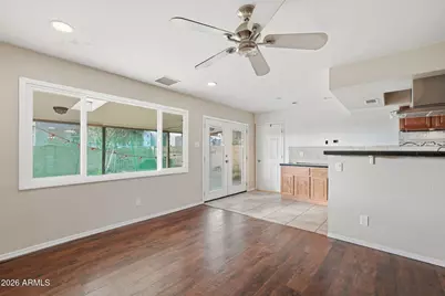 5517 W Zoe Ella Way, Glendale, AZ 85306 - Photo 5