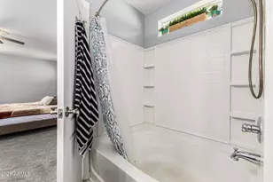 907 S Henry Ln, Gilbert, AZ 85296 - Photo 15