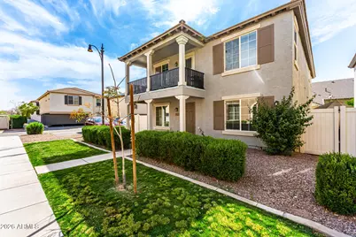 907 S Henry Lane, Gilbert, AZ 85296 - Photo 3