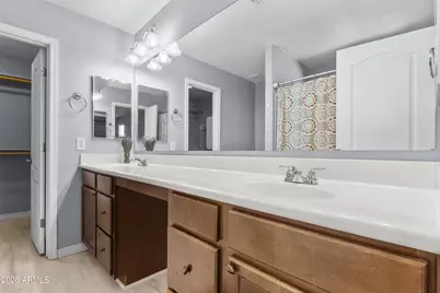 907 S Henry Lane, Gilbert, AZ 85296 - Photo 21