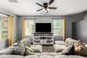 907 S Henry Ln, Gilbert, AZ 85296 - Photo 7