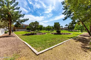 907 S Henry Ln, Gilbert, AZ 85296 - Photo 29