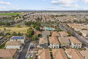 907 S Henry Ln, Gilbert, AZ 85296 - Photo 13