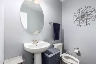 907 S Henry Ln, Gilbert, AZ 85296 - Photo 11