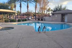 7264 W Cactus Wren Dr, Glendale, AZ 85303 - Photo 19