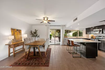 5330 E Winchcomb Drive, Scottsdale, AZ 85254 - Photo 9