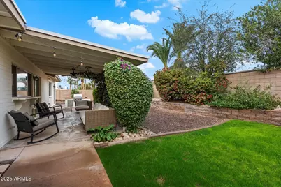 5330 E Winchcomb Drive, Scottsdale, AZ 85254 - Photo 17