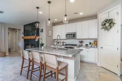 19308 W Badgett Lane, Litchfield Park, AZ 85340 - Photo 7