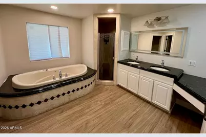 219 W Harmont Drive, Phoenix, AZ 85021 - Photo 5