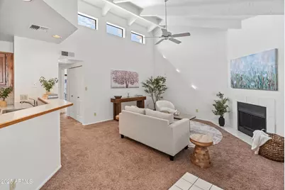 1017 E Maryland Avenue #213, Phoenix, AZ 85014 - Photo 3