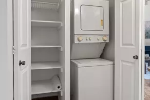 1017 E Maryland Ave, Phoenix, AZ 85014 - Photo 15