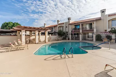 1017 E Maryland Avenue #213, Phoenix, AZ 85014 - Photo 17