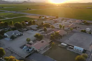 29806 W Cyn Ln, Palo Verde, AZ 85343 - Photo 5