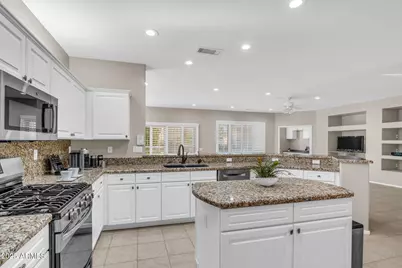 16765 W Sabino Canyon Lane, Surprise, AZ 85387 - Photo 11